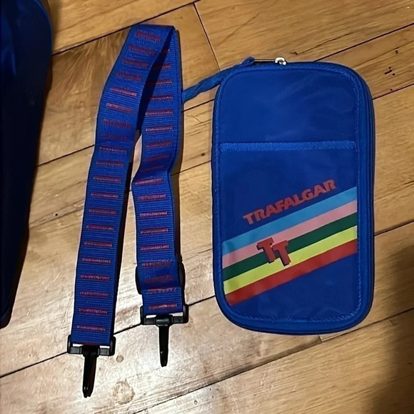 Trafalgar Backpack Shoulder Bag Vintage 80's Rainbow Blue Travel Bag w Small Bag - Picture 7 of 9
